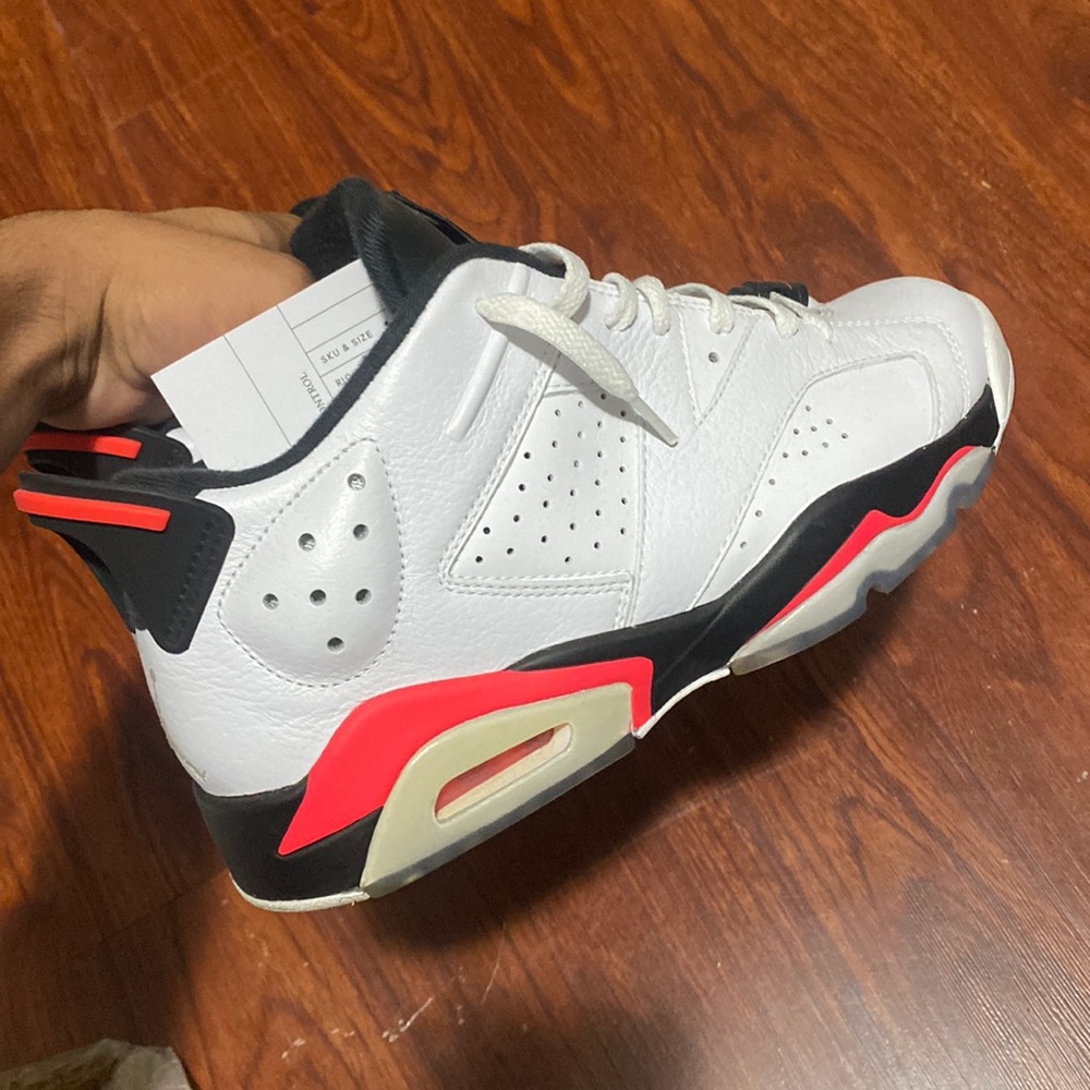 Jordan low infared 6